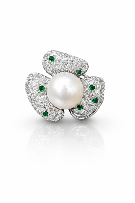 Emerald Bloom Pearl Ring