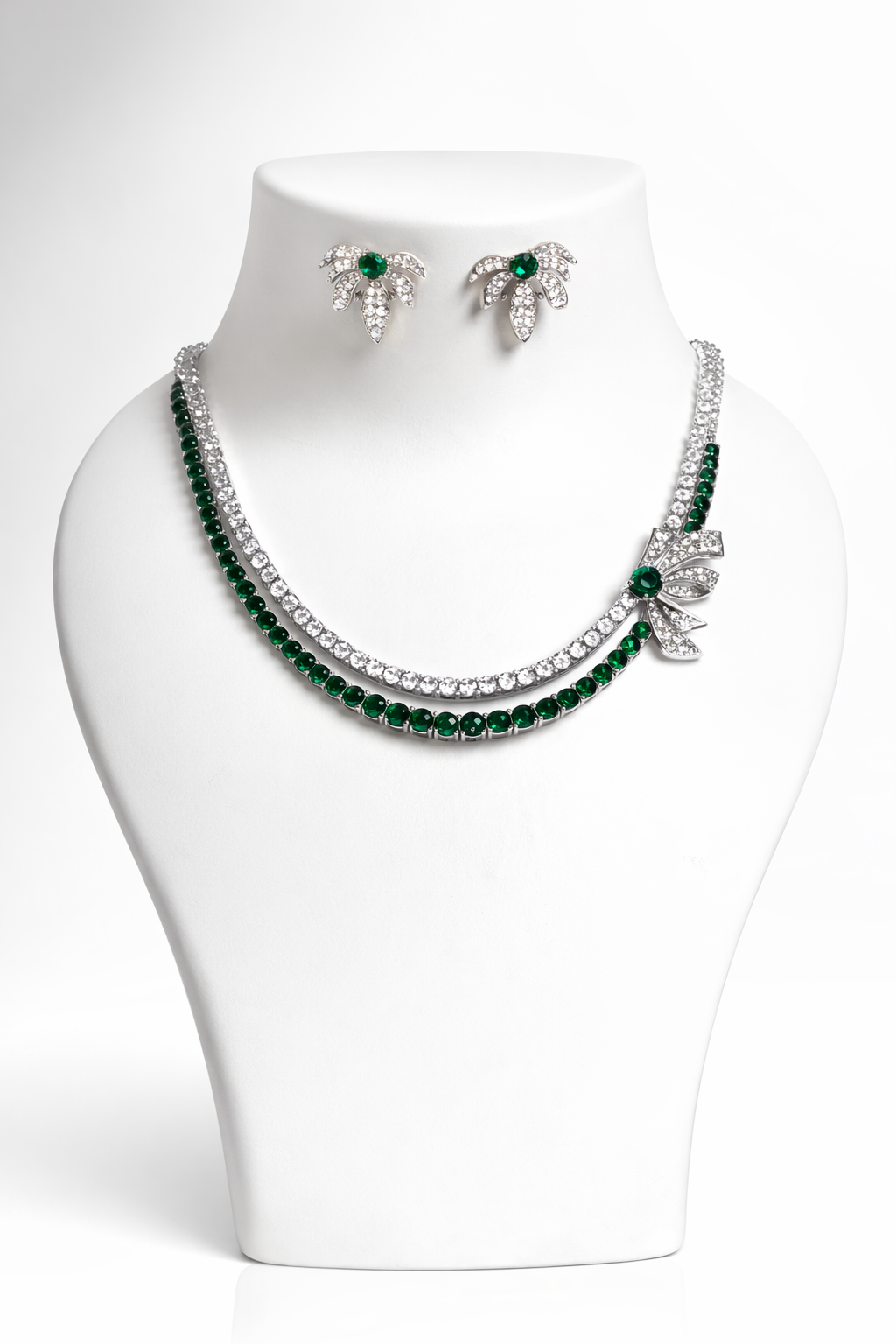Emerald Étoile Bow Necklace Set