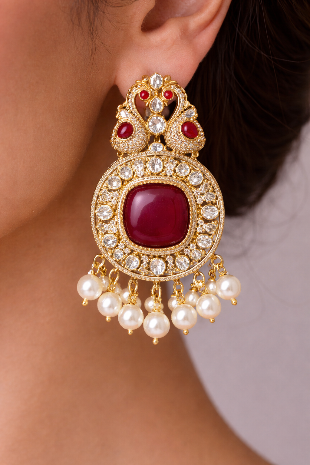 Maharani Crest Statement Set